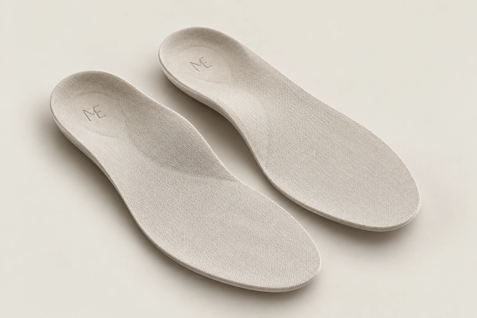 Comfort Insole in Chalk, Studio view