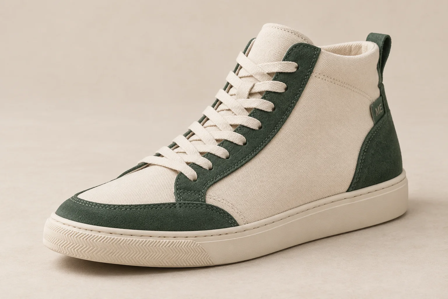 Archive Hi W in Cream / Forest, 45° view